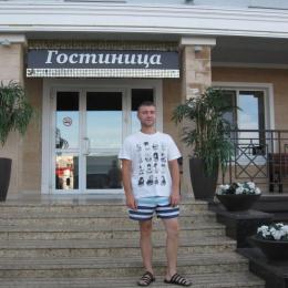 Парень. Ищет стройную девушку для секса без обязательств в Магнитогорске.